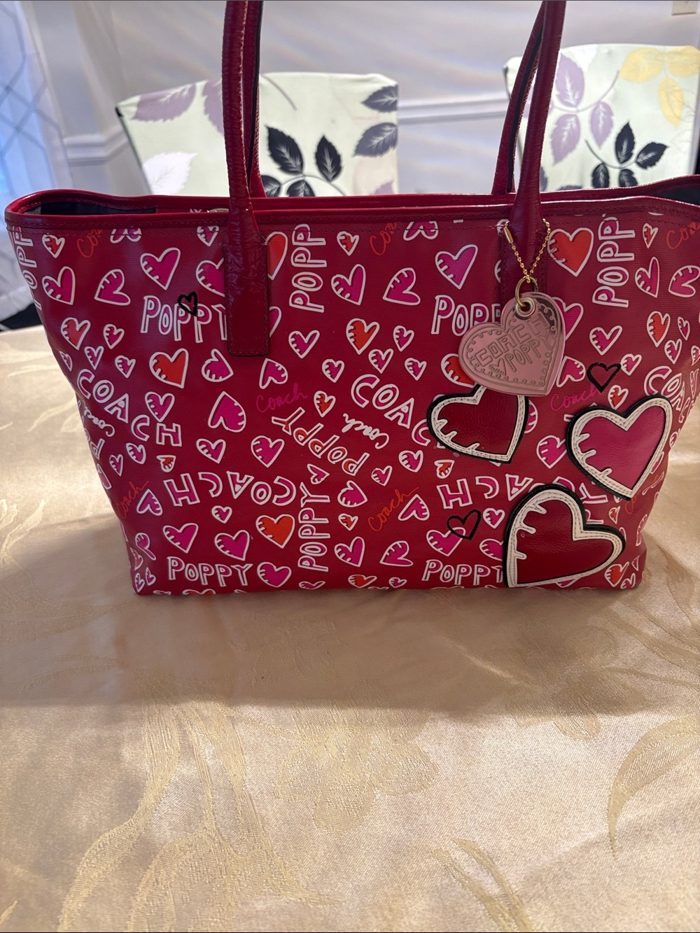 Coach Poppy Heart-Print Tote in Red and Pink RARE & fine with COA ULTRA RARE